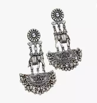 Ювелирные изделия для женщин: оксидированные серьги-подвески в афганском племени