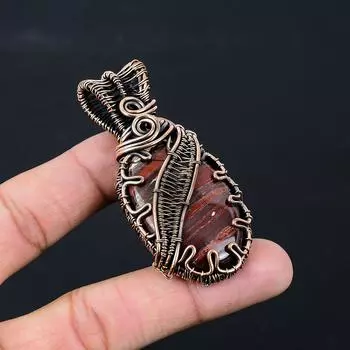 Ювелирные изделия из яшмы из красной реки, подвеска ручной работы из чистой медной проволоки 2.76 Inches красный