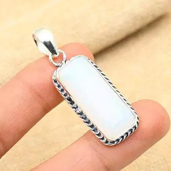 Ювелирные изделия из стерлингового серебра 925 пробы с молочным опалом ручной работы, прекрасный кулон для женщин 2 Inches белый