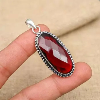 Ювелирные изделия из стерлингового серебра 925 пробы с прекрасным красным гранатом и драгоценным камнем ручной работы 1.97 Inches красный