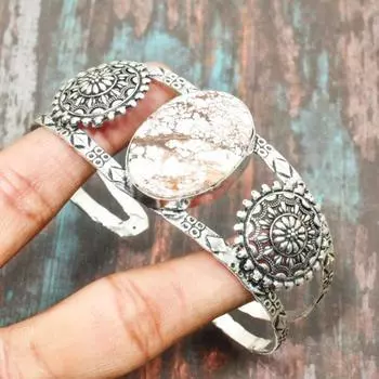 Ювелирные изделия из стерлингового серебра 925 пробы с драгоценным камнем дикой лошади ручной работы, регулируемые на День Благодарения Adjustable белый