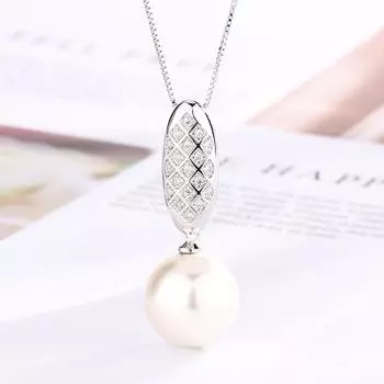 Ювелирные изделия Медное основание Позолоченное Премиальный темперамент Подвеска Ожерелье 16 мм