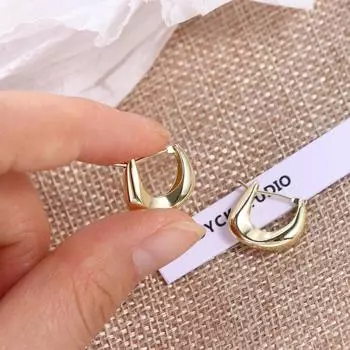 Ювелирные изделия Медные серьги-кольца для женщин Серьги-кольца с пряжкой в корейском стиле Серьги-гвоздики для девочек серебряный