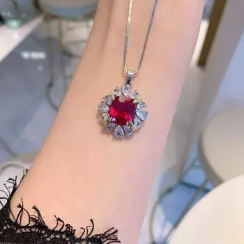 Ювелирные изделия мода кулон имитация красного ожерелья бриллиант женский кулон основной камень 10 * 12