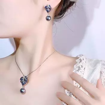 Ювелирные изделия Набор из жемчуга S925 Серебряные серьги-иглы Модное ожерелье с подвеской из черного золота