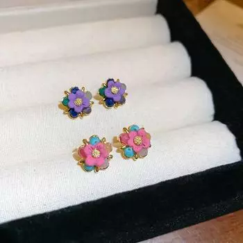 Ювелирные изделия Подарочные цветочные серьги Универсальный темперамент Цветочные серьги-гвоздики Цветочные серьги-гвоздики Весна Лето фиолетовый