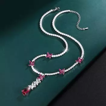 Ювелирные изделия Позолоченная медь Настоящее золото Имитация красного корунда Универсальная цепочка Подвеска Бабочка Бриллиант Женское ожерелье 9 * 14