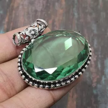 Ювелирные изделия ручной работы из стерлингового серебра 925 пробы с драгоценным камнем Цаворит для женщин 1.77 Inches зелёный