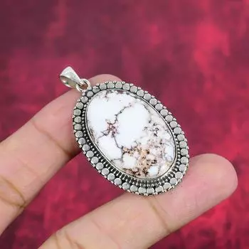 Ювелирные изделия с подвеской из чистой медной проволоки ручной работы из драгоценного камня дикой лошади на День памяти 2.17 Inches белый