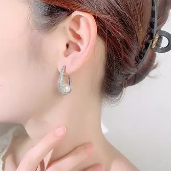 Ювелирные изделия Серьги с жемчугом Темпераментные серьги-гвоздики с жемчугом Позолоченные серьги с жемчугом и цирконием Жемчуг