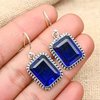 Ювелирные серьги ручной работы из стерлингового серебра 925 пробы с синим сапфиром и драгоценным камнем, созданные в лаборатории для нее 1.60 Inches синий