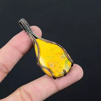 Ювелирный кулон ручной работы из чистой медной проволоки с драгоценным камнем из яшмы Шмель 2.68 Inches жёлтый