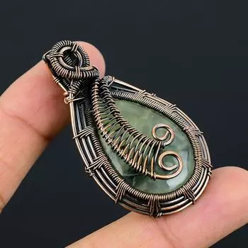 Ювелирный кулон ручной работы из чистой медной проволоки с драгоценным камнем пренит 2.28 Inches зелёный