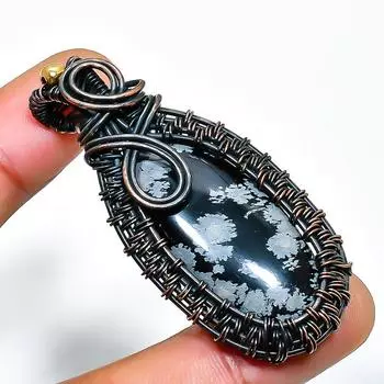 Ювелирный кулон ручной работы из медной проволоки со снежинкой и обсидианом, 2,17 дюйма 2.17 чёрный