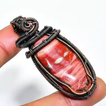 Ювелирный кулон ручной работы из медной проволоки с красным змеиной кожей и драгоценным камнем 2,17 дюйма 2.17 красный