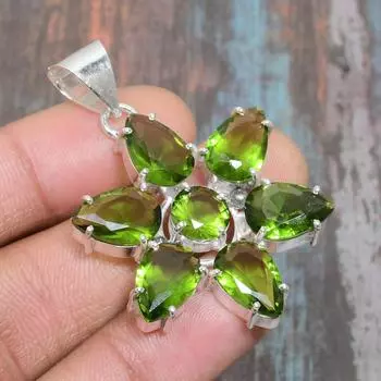 Ювелирный кулон ручной работы из стерлингового серебра 925 пробы с драгоценным камнем перидот на День Благодарения 2.48 Inches зелёный