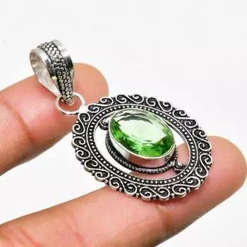 Ювелирный кулон ручной работы с драгоценным камнем Цаворит, посеребренный 925 пробы, 1,70 дюйма 1.70 зелёный