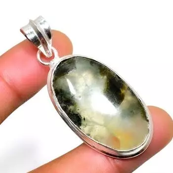 Ювелирный кулон ручной работы с драгоценным камнем пренит 925 пробы, посеребренный, 2,00 дюйма 2.00 зелёный