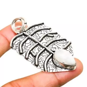 Ювелирный кулон ручной работы с радужным лунным камнем, посеребренный 925 пробы, 2,38 дюйма 2.38 белый