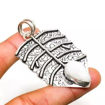 Ювелирный кулон ручной работы с радужным лунным камнем, посеребренный 925 пробы, 2,46 дюйма 2.46 белый