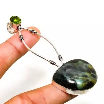 Ювелирный кулон с хризопразом и перидотом 925 пробы, посеребренный, 3,03 дюйма 3.03 зелёный