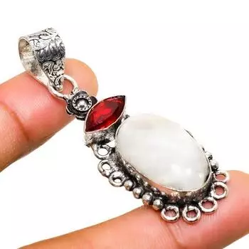 Ювелирный кулон с радужным лунным камнем и гранатом 925 пробы, посеребренный, 2,08 дюйма 2.08 белый