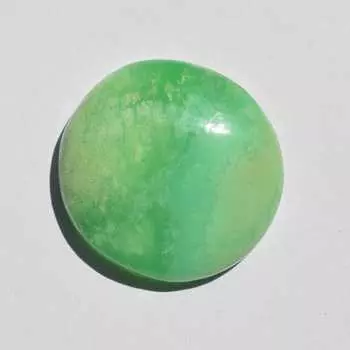 Кабошон из натурального хризопраза - россыпью полудрагоценный камень 63 карата круглой формы 31x31 мм, Jewelry Craft Supply 31x31 mm зелёный