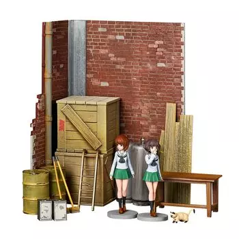 Kaiyodo Artpla ARTPLA Girls Panzer Final Chapter Garage Set A Scale Неокрашенный пластиковый набор для моделирования и 1/24