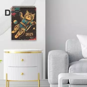 Календарь космических кошек на 2025 год. Планировщик на 12 месяцев. Иллюстрации космических кошек. Настенный календарь для любителей кошек. A
