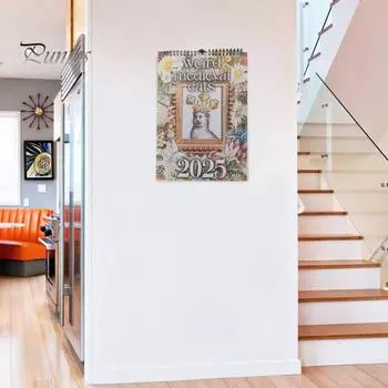 Календарь средневековых кошек на 2025 год. Странные иллюстрации кошек. Настенный 12-месячный календарь. Забавный декор для домашнего офиса в кошачьей тематике. Cat