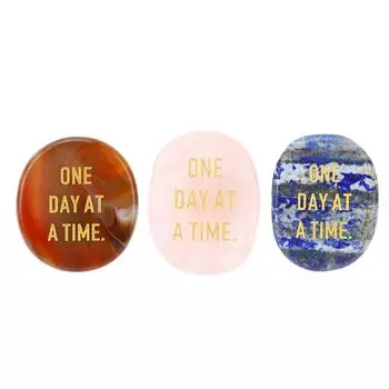 Камень для беспокойства. День за днем. Вдохновляющий, повышающий уверенность. Дающий силу. Камень для большого пальца. От беспокойства. Lapis Lazuli