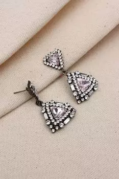 Каменные треугольные серьги для вечернего платья