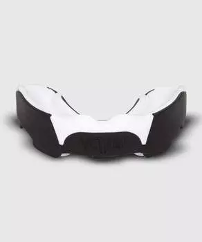 Капа VENUM Predator - Черный/Белый