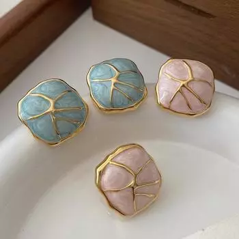 Капающая геометрическая квадратная подвеска в виде сердца высокого класса с эмалью розовый