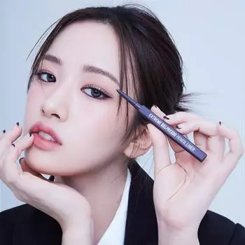 Карандаш-лайнер CLIO Extreme Gelpresso 005 Mute Brown