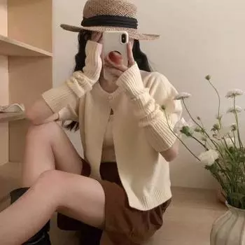 Кардиган осень-зима, нежный и милый, с круглым вырезом, на одной пуговице, свободный и универсальный вязаный свитер с объемными рукавами, женский кардиган One Size чёрный