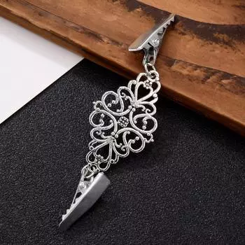 Кардиган с пряжкой в винтажном стиле и зажим для шали