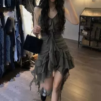 Karrcat Готическое платье с оборками Фея Гранж Бандажное мини-платье без рукавов Необычное платье с v-образным вырезом Платье для торта Эмо Альтернативная одежда Винтаж Гот S чёрный