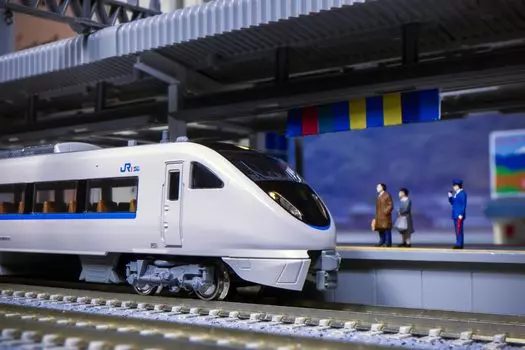 KATO N Gauge 683 Series Thunderbird Renewal Car 6-Car Basic Set 10-1959 Железнодорожная модель поезда