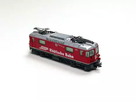 KATO N Gauge Alps Locomotive RhB Logo Железнодорожная модель электровоза Красный Ge4/4-II 3102-3