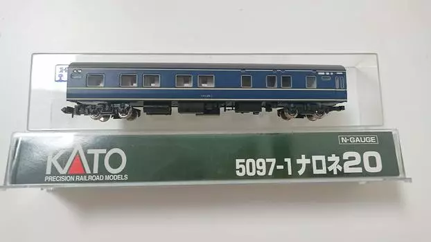 KATO N Gauge Narone 20 Railway Model Passenger Car 5097-1