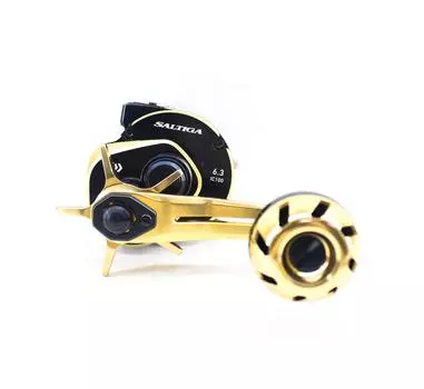 Катушка Daiwa Baitcast 21 Saltiga IC 100 л, левая (4695)