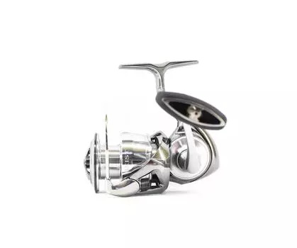 Катушка Daiwa спиннинговая 22 Exist G LT 3000D (7359)