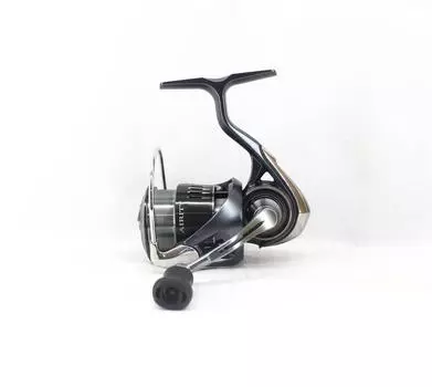 Катушка Daiwa спиннинговая 23 Airity ST SF2000SS-H (1378)