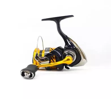 Катушка Daiwa спиннинговая 23 Revros LT 2500 XH (5089)