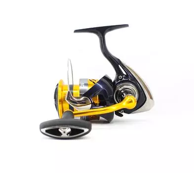 Катушка Daiwa спиннинговая 23 Revros LT 4000 CXH (5126)