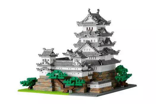 Kawada Nanoblock Himeji Castle Special Deluxe Edition, версия Metallic Silver. НБ-042А