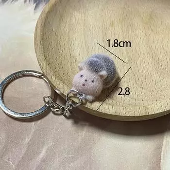 Kawaii 3D Flocked Hedgehog Keyring Cartoon Anime Keychain Couple Key Holder Cute Bag Подвеска Украшение Камера Шнурки A4
