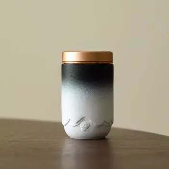 Керамическая банка для чая «Тысяча миль реки и гор» Маленькая портативная мини-герметичная банка Маленькая банка Крышка из жести Банка для хранения 1pc чёрный