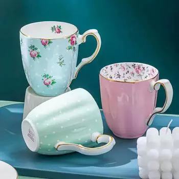 Керамическая кофейная кружка с цветочным узором, розовая и фиолетовая чашка для чая с ручной росписью и ручками, чашка для горячего питья среднего размера, 400 мл синий